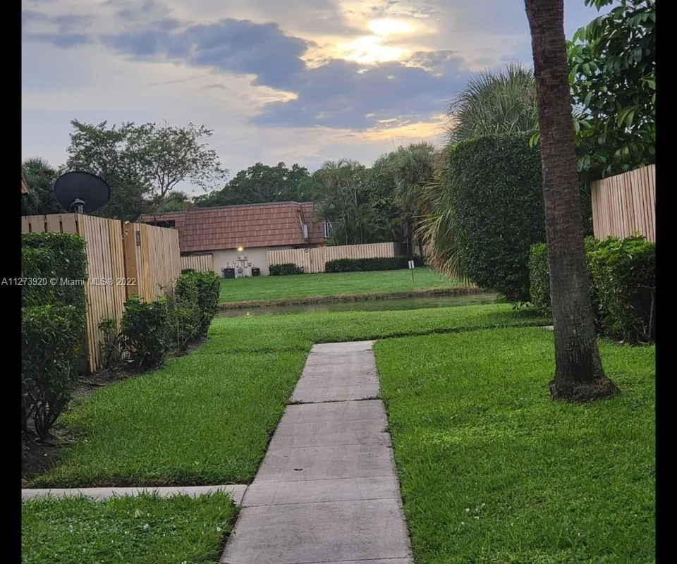 524 Green Springs Pl # 524, West Palm Beach FL 33409