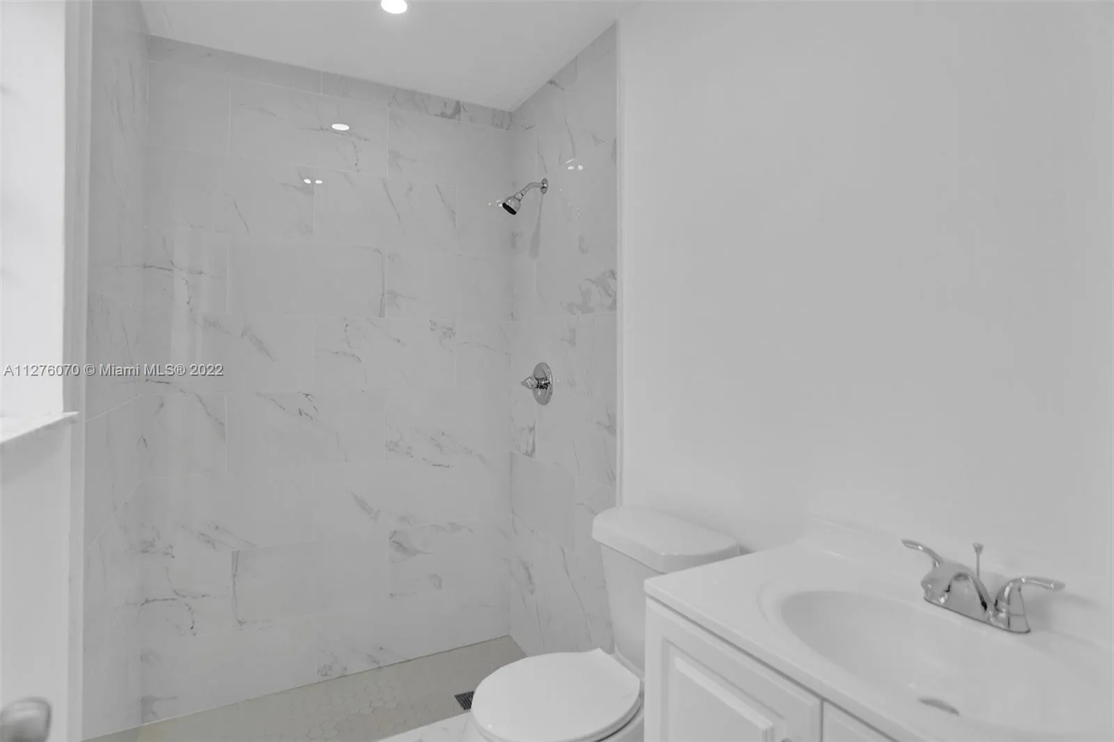 9690 NW 20th Pl, Sunrise FL 33322