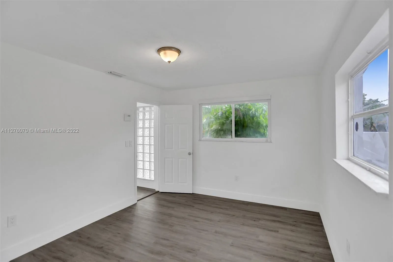 9690 NW 20th Pl, Sunrise FL 33322