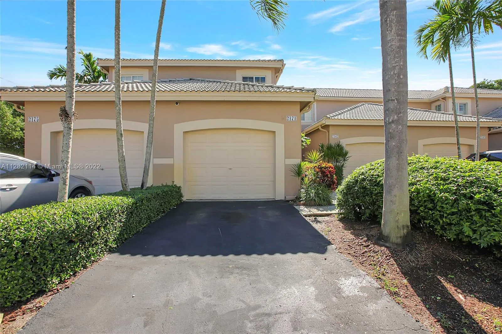 2171 Madeira Dr, Weston FL 33327