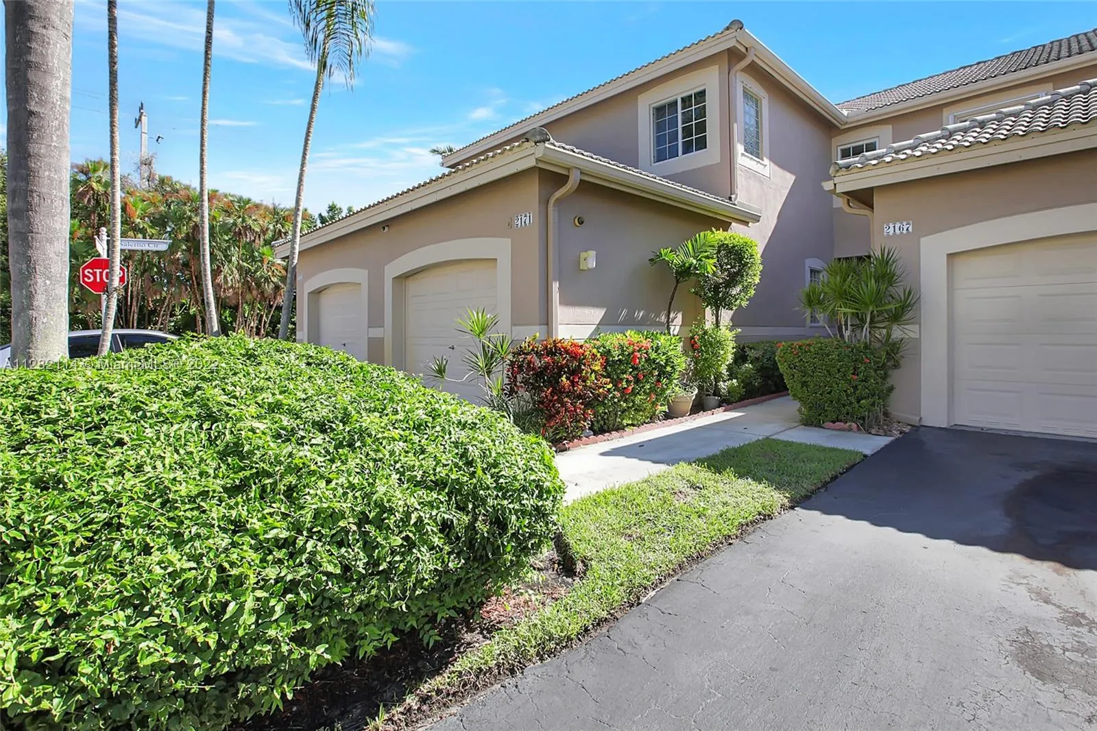 2171 Madeira Dr, Weston FL 33327