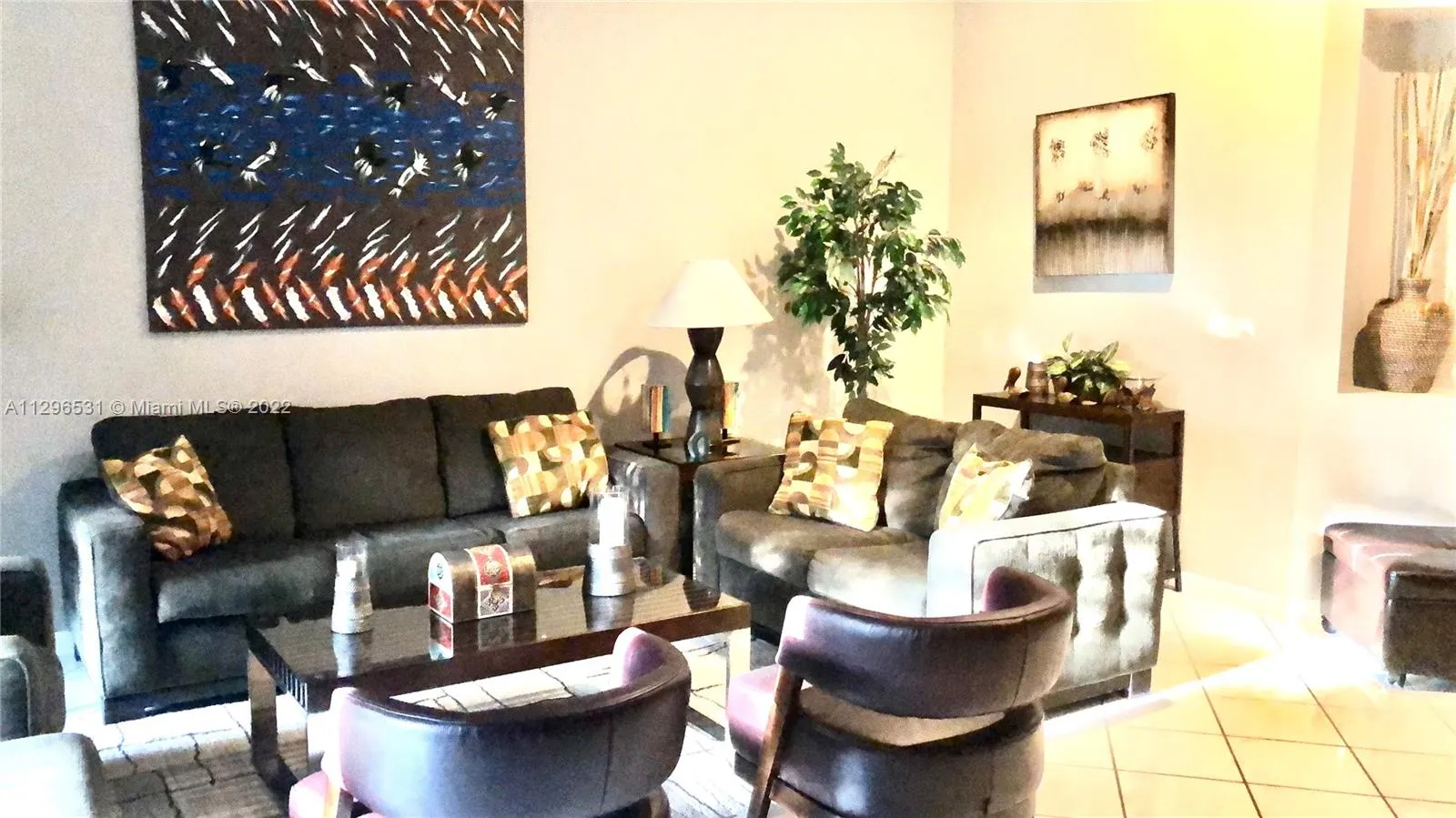 2 bedroom 2 bath for sale at 1653 Zenith Way # 1653, Weston FL 33327