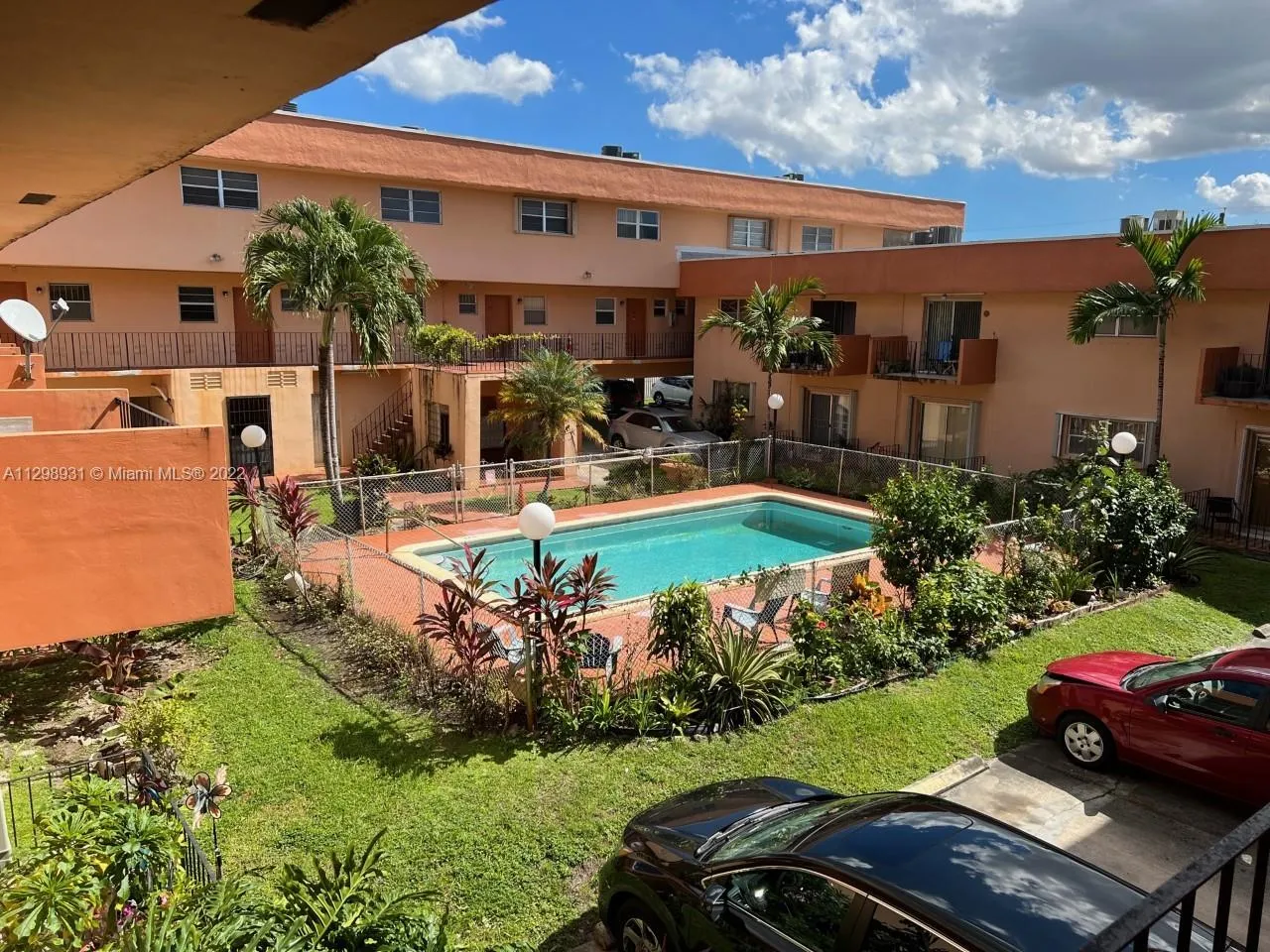 1100 W 35th St # 34, Hialeah FL 33012