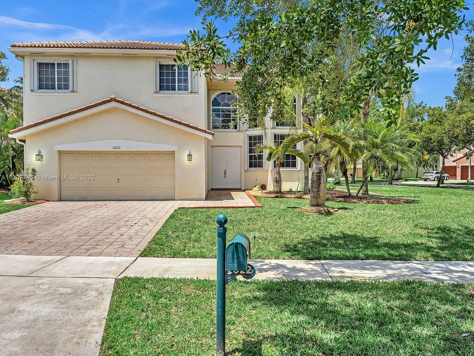 4 bedroom 2 bath for sale at 2022 SW 176th Ave, Miramar FL 33029