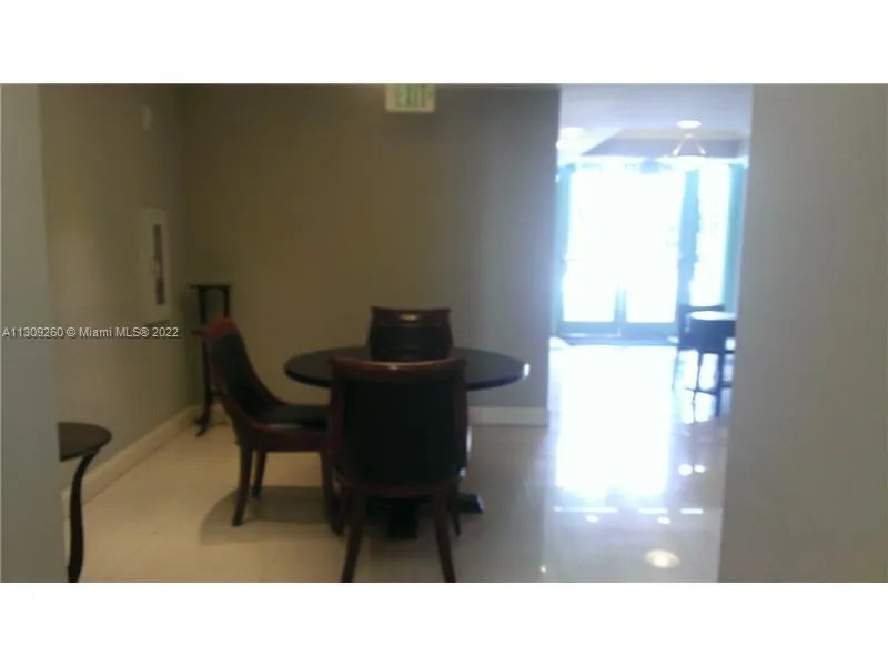 111 E Flagler St # 907, Miami FL 33131