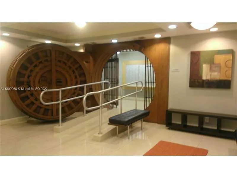 111 E Flagler St # 907, Miami FL 33131