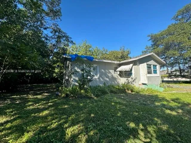 3 bedroom 1 bath for sale at 9156 NW 5th Ave, Miami FL 33150