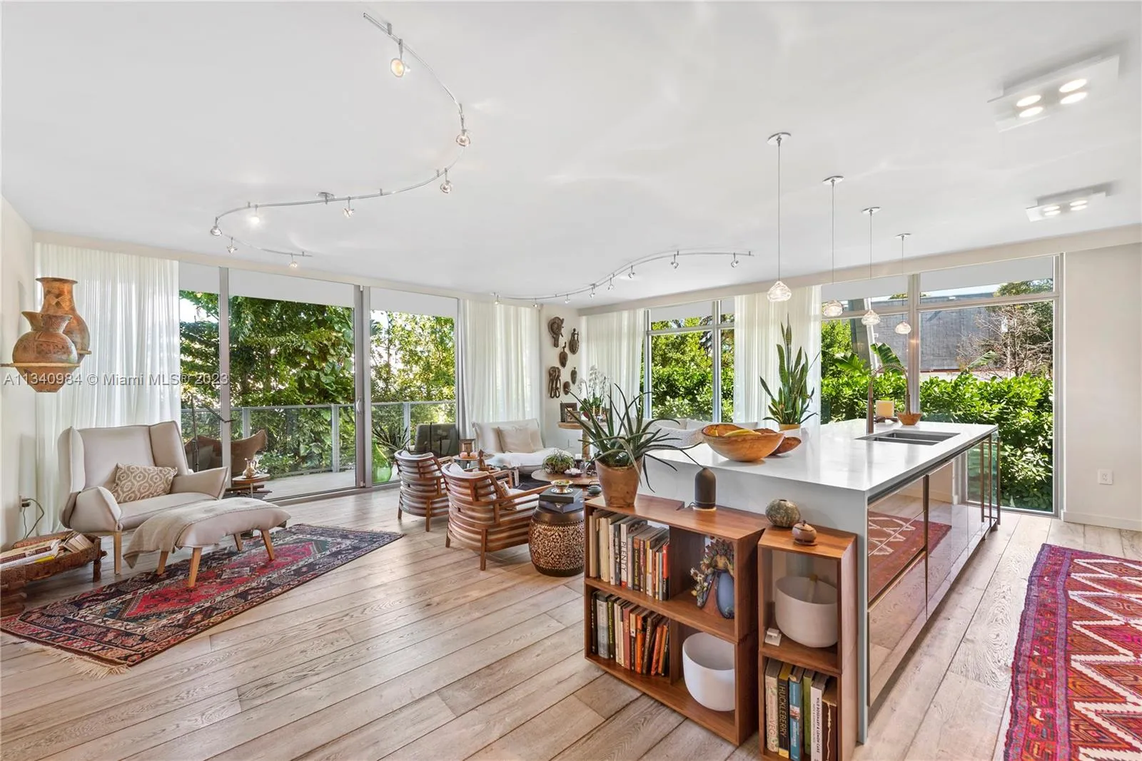 1201 20th St # 205, Miami Beach FL 33139