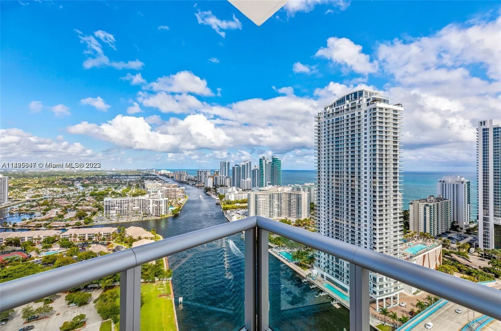 3 bedroom 3 bath for sale at 2600 E Hallandale Beach Blvd # T3302, Hallandale Beach FL 33009