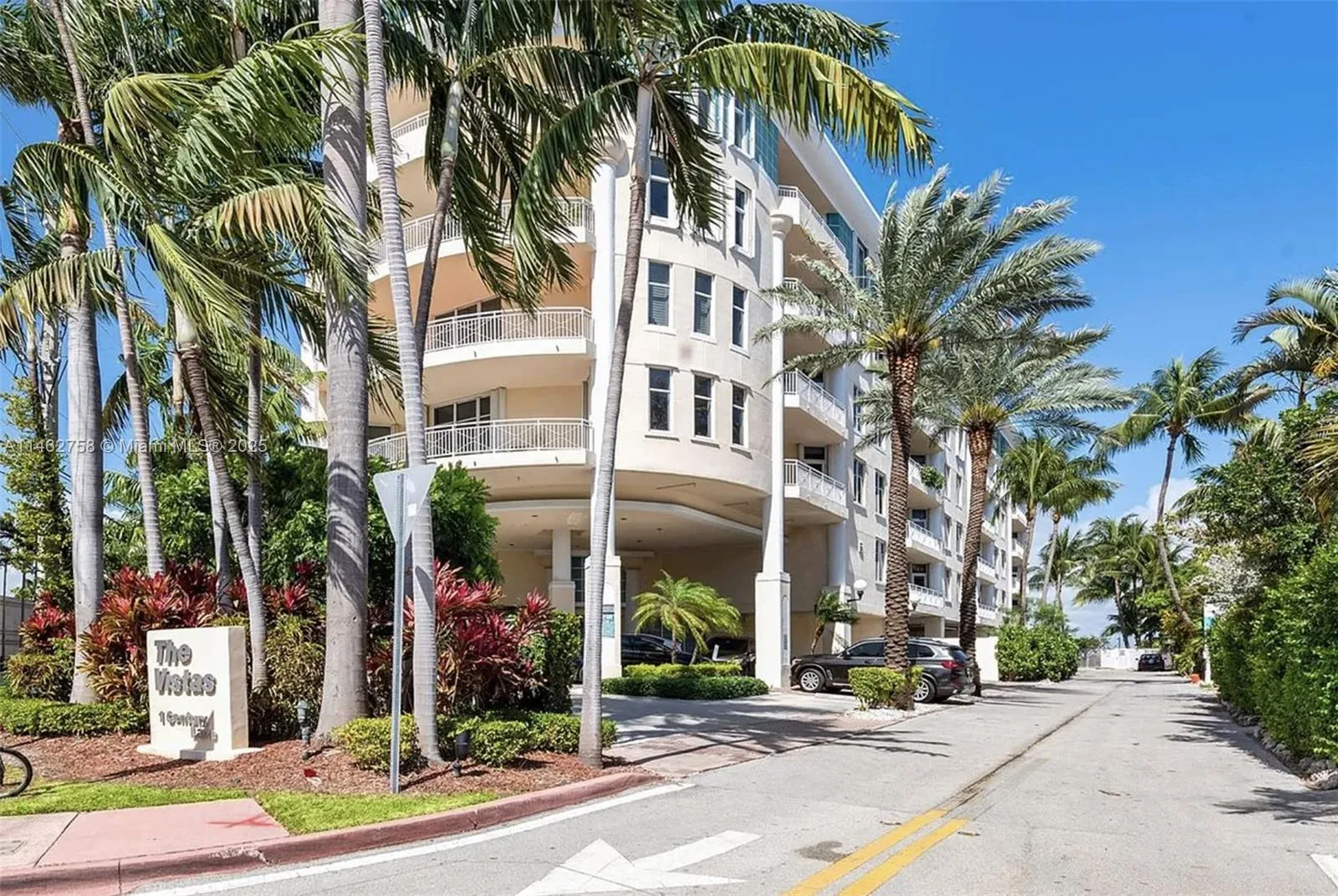 1 Century Ln # 209, Miami Beach FL 33139