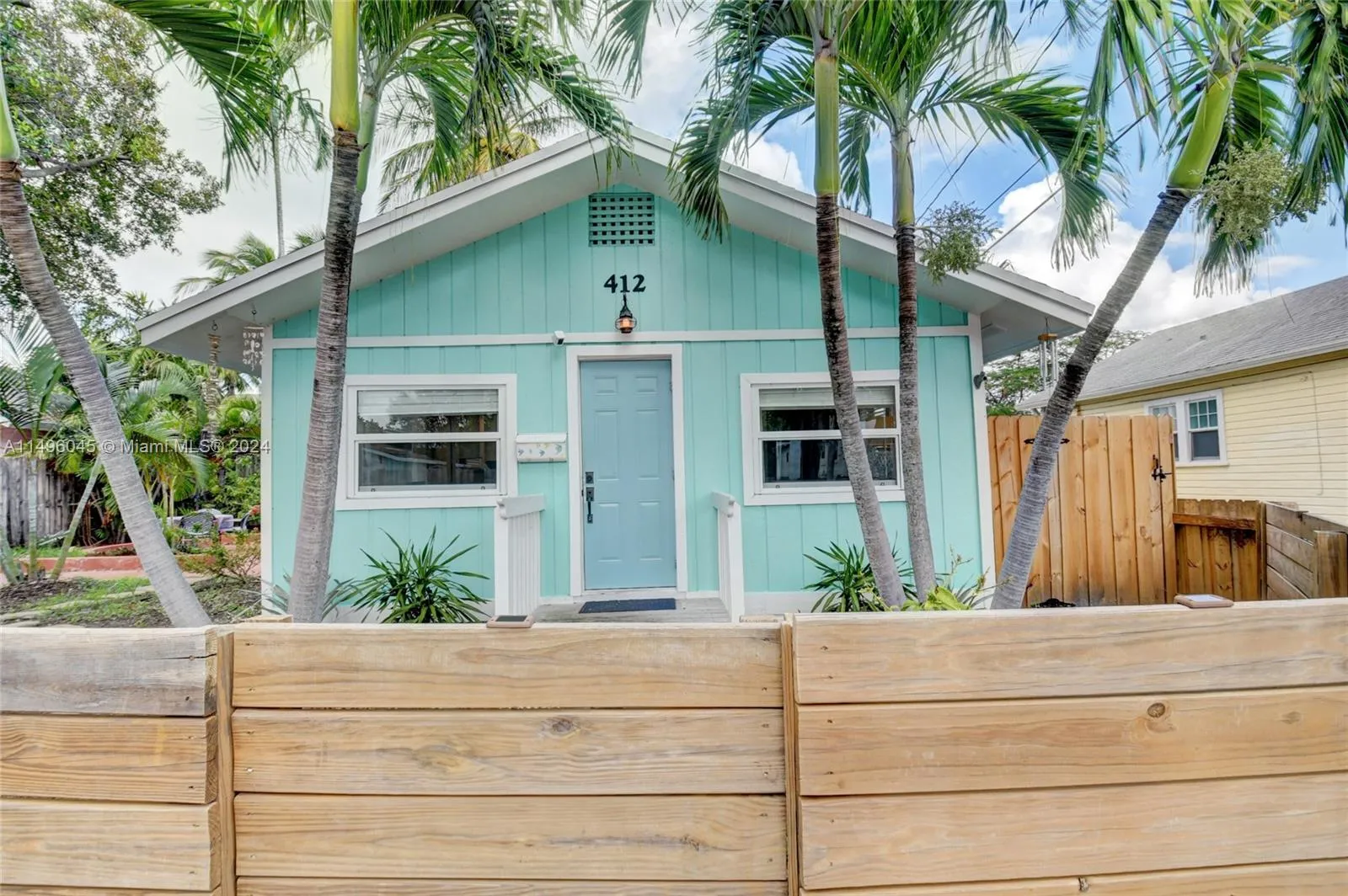 1 bedroom 1 bath for sale at 412 S 4th Ave South, Lake Worth FL 33460