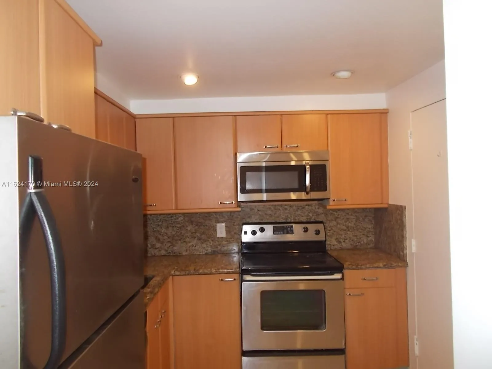 800 West Ave # 936, Miami Beach FL 33139