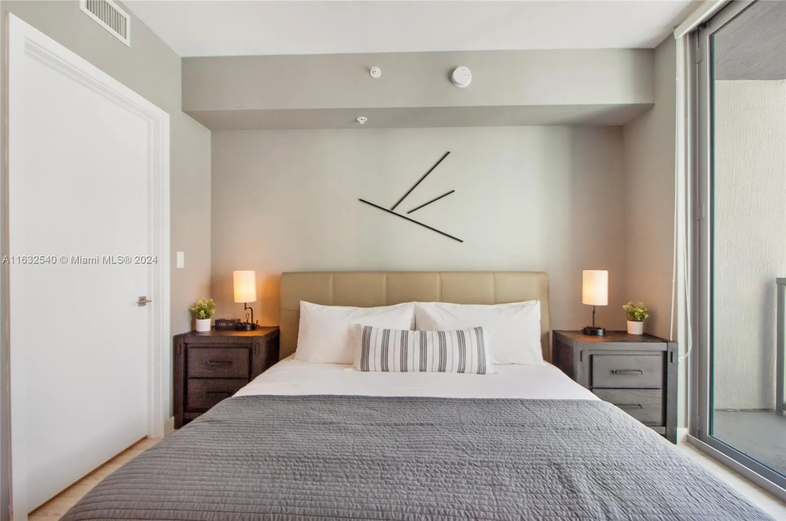 3900 Biscayne Blvd # 917, Miami FL 33137