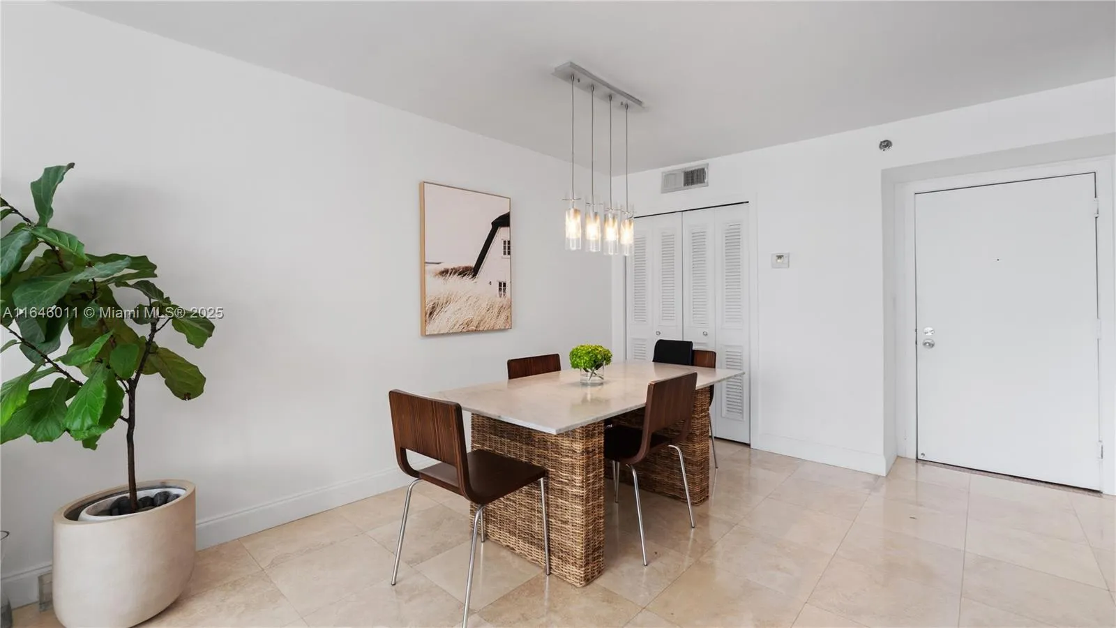 770 Claughton Island Dr # 711, Miami FL 33131