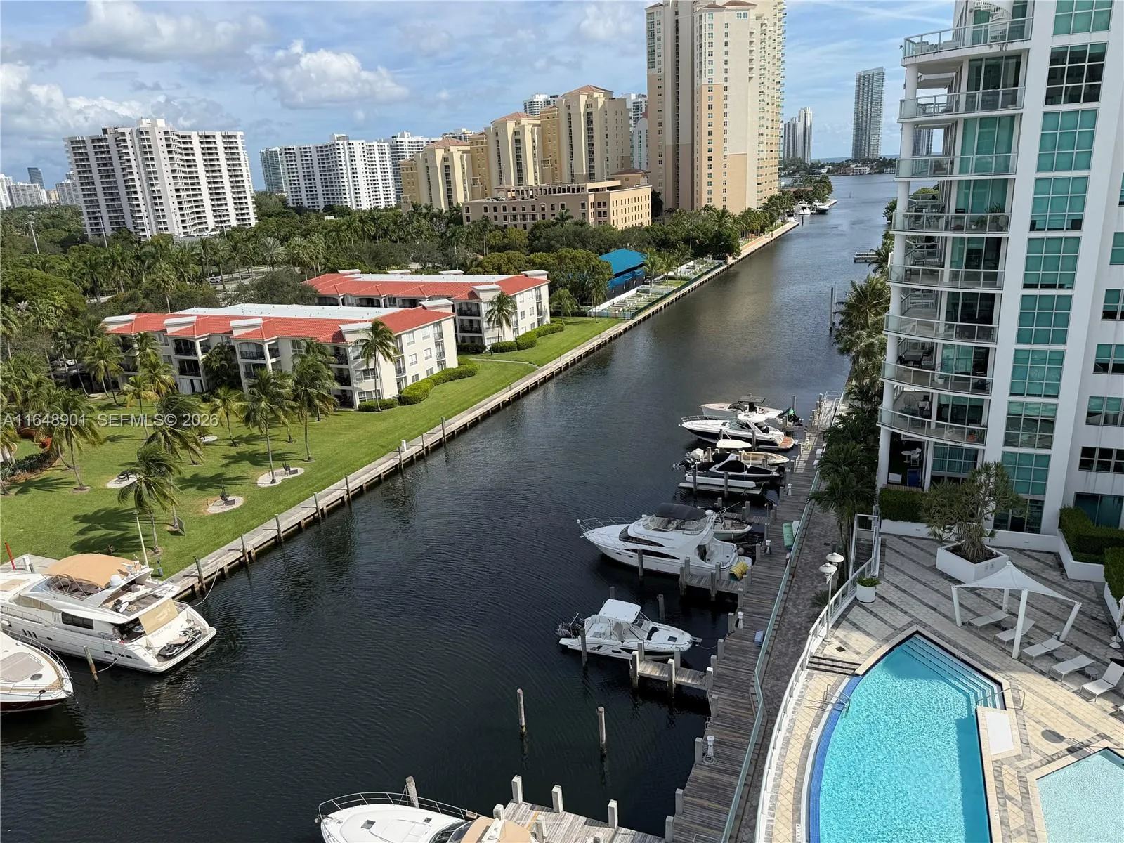 3 bedroom 2 bath for sale at 3131 NE 188th St # 1001, Aventura FL 33180