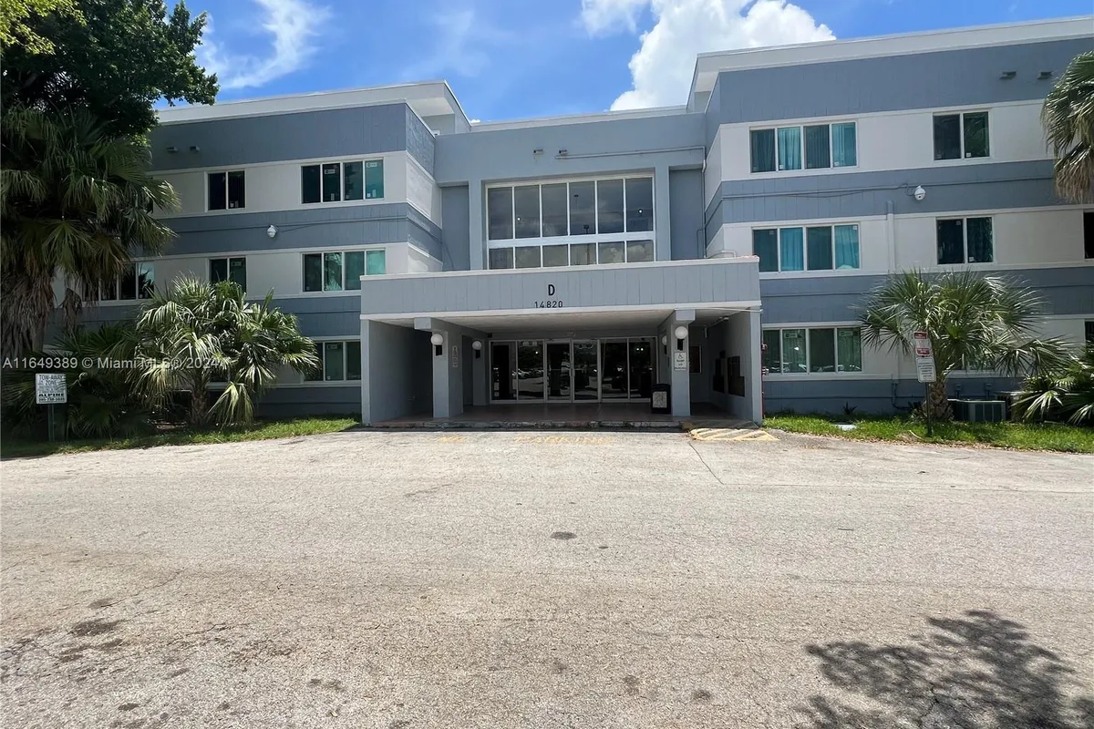 14820 Naranja Lakes Blvd, Homestead FL 33032