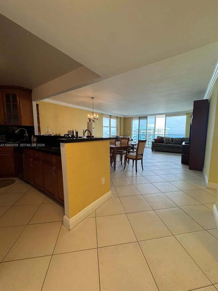 3800 S Ocean Dr # 1620, Hollywood FL 33019