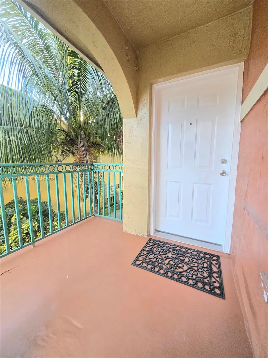 7205 NW 173rd Dr # 6, Hialeah FL 33015