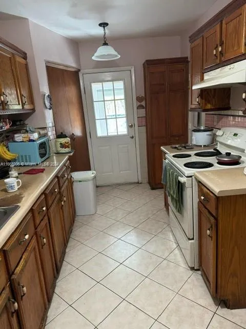 6440 SW 20th St, Miramar FL 33023