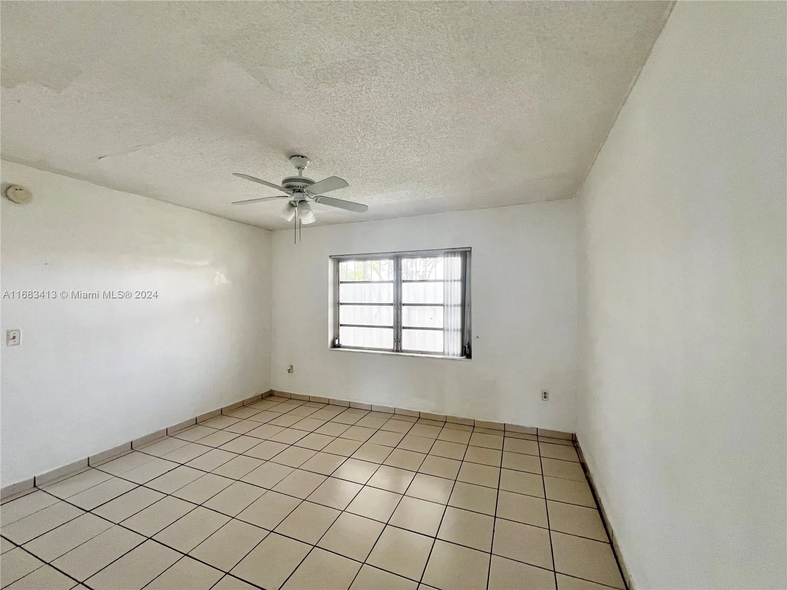391 E 4th Ave # 9, Hialeah FL 33010