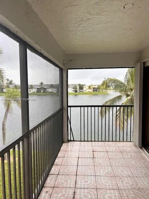 3 bedroom 2 bath for sale at 1024 S Independence Dr # 1024H, Homestead FL 33034