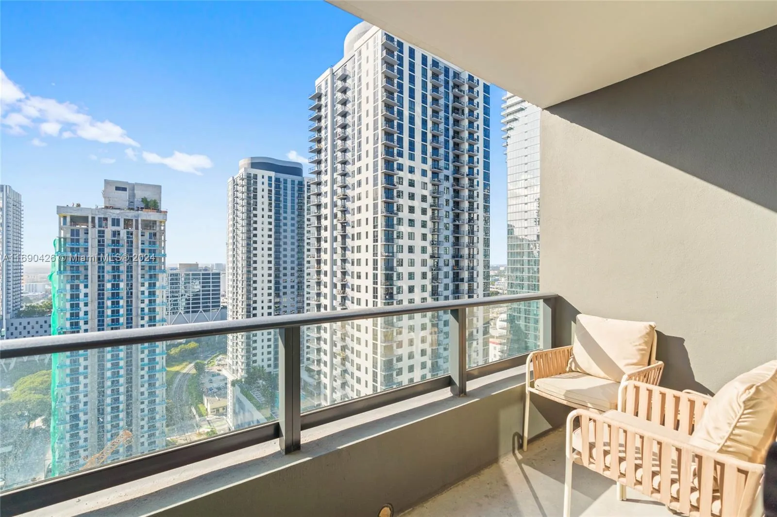 601 NE 1st Ave, Miami FL 33132