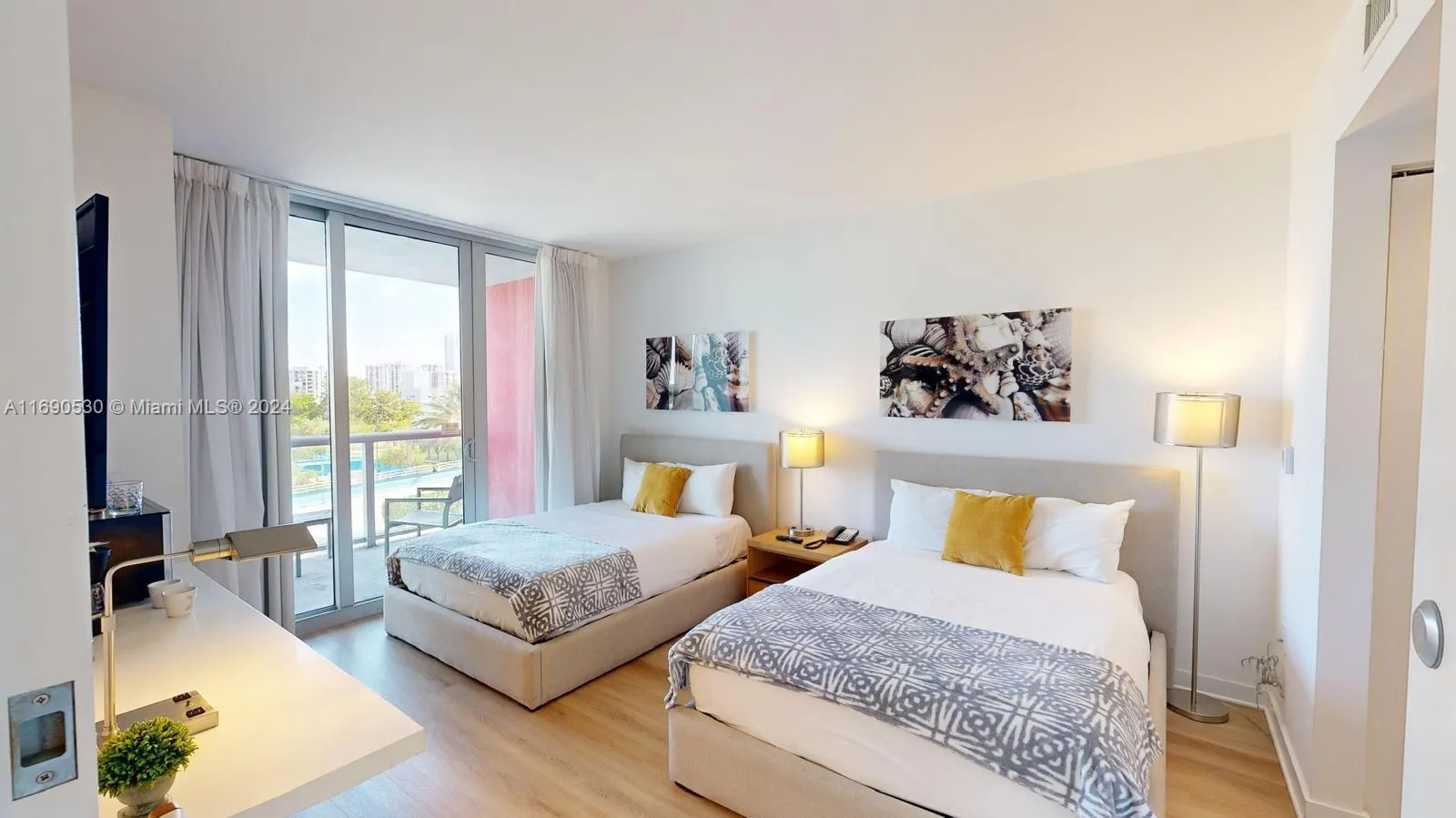 2602 E Hallandale Beach Blvd # R610, Hallandale Beach FL 33009