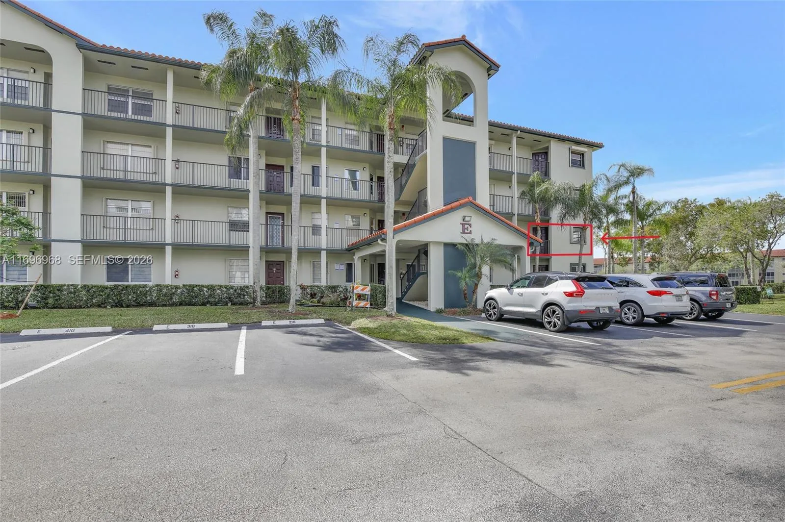 2 bedroom 2 bath for sale at 12900 SW 13th St # 214E, Pembroke Pines FL 33027