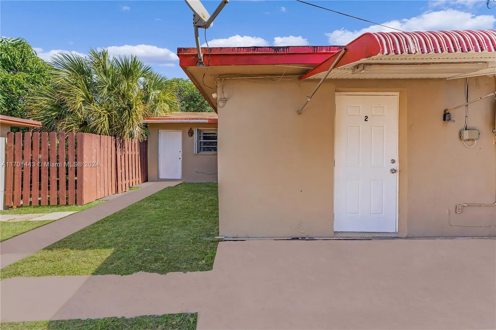 4 bedroom 3 bath for sale at 2781 NW 24th St, Fort Lauderdale FL 33311