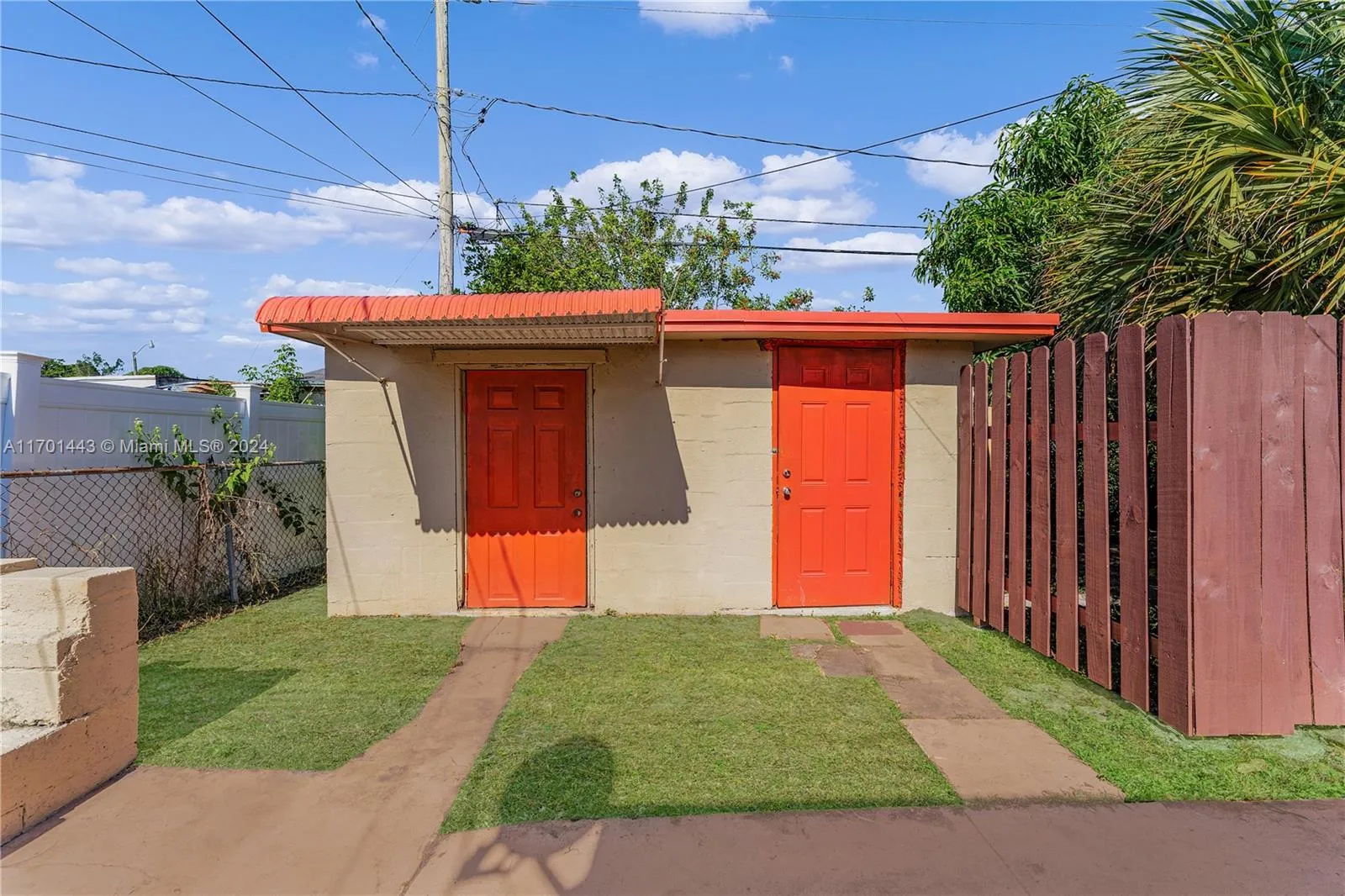 2781 NW 24th St, Fort Lauderdale FL 33311