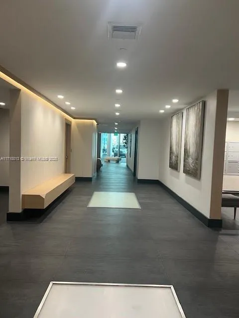 90 SW 3rd St # 1111, Miami FL 33130