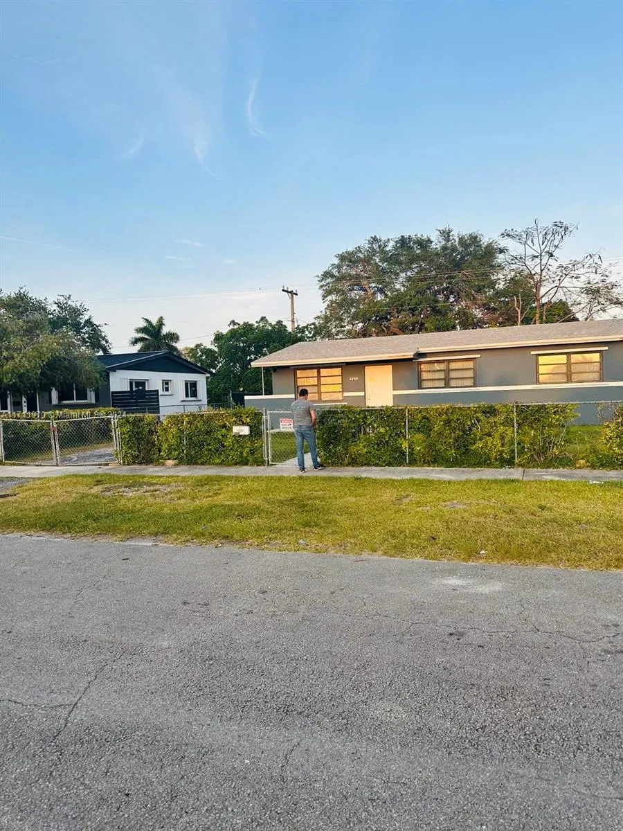 28521 SW 144th Ct, Homestead FL 33033