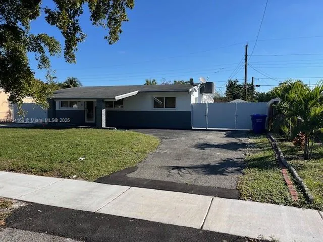 721 N 68th Ave, Hollywood FL 33024