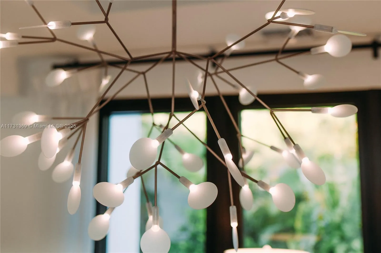 Villas at Pinney's Beach 2010 # 2010, FL