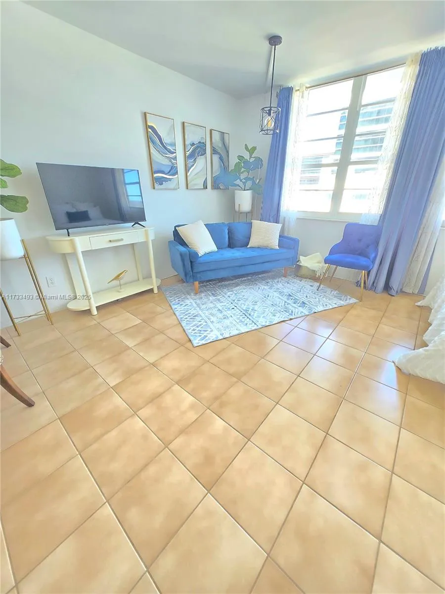 100 Lincoln Rd # 931, Miami Beach FL 33139