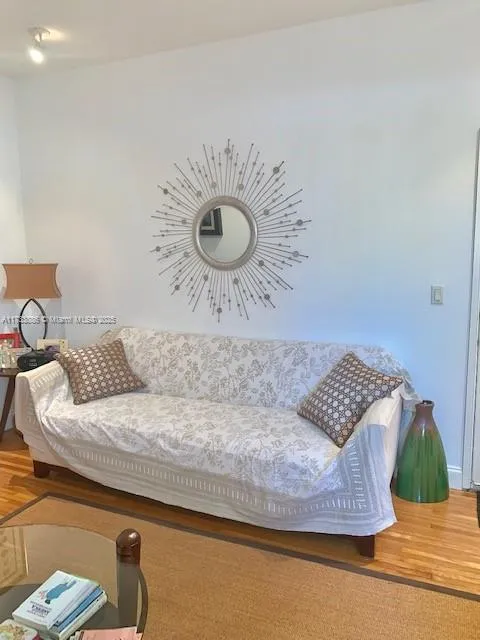 1330 Drexel Ave # 205, Miami Beach FL 33139