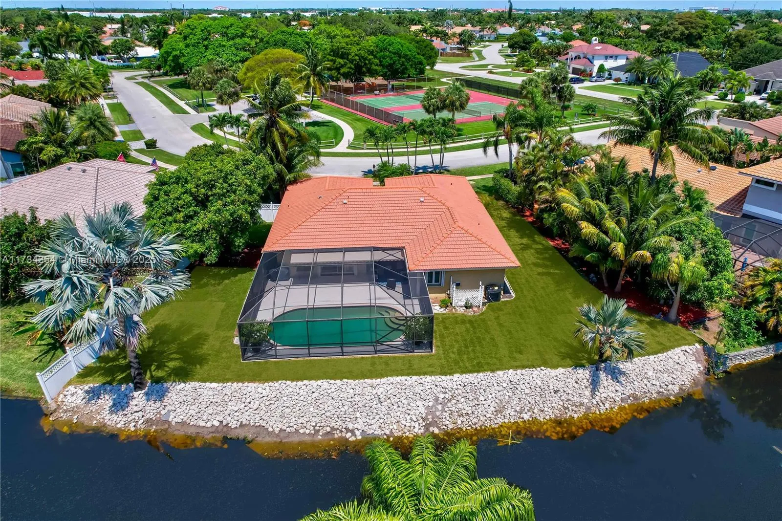 3 bedroom 2 bath for sale at 7260 NW 4th Ave, Boca Raton FL 33487