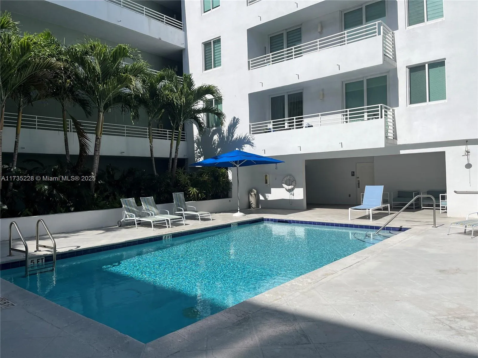 7800 Collins Ave # 302, Miami Beach FL 33141