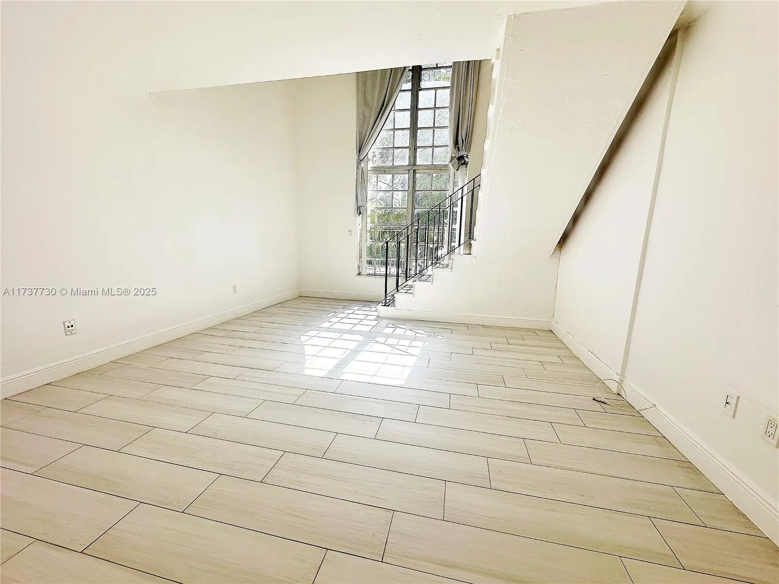 10901 N Kendall Dr # 211, Miami FL 33176