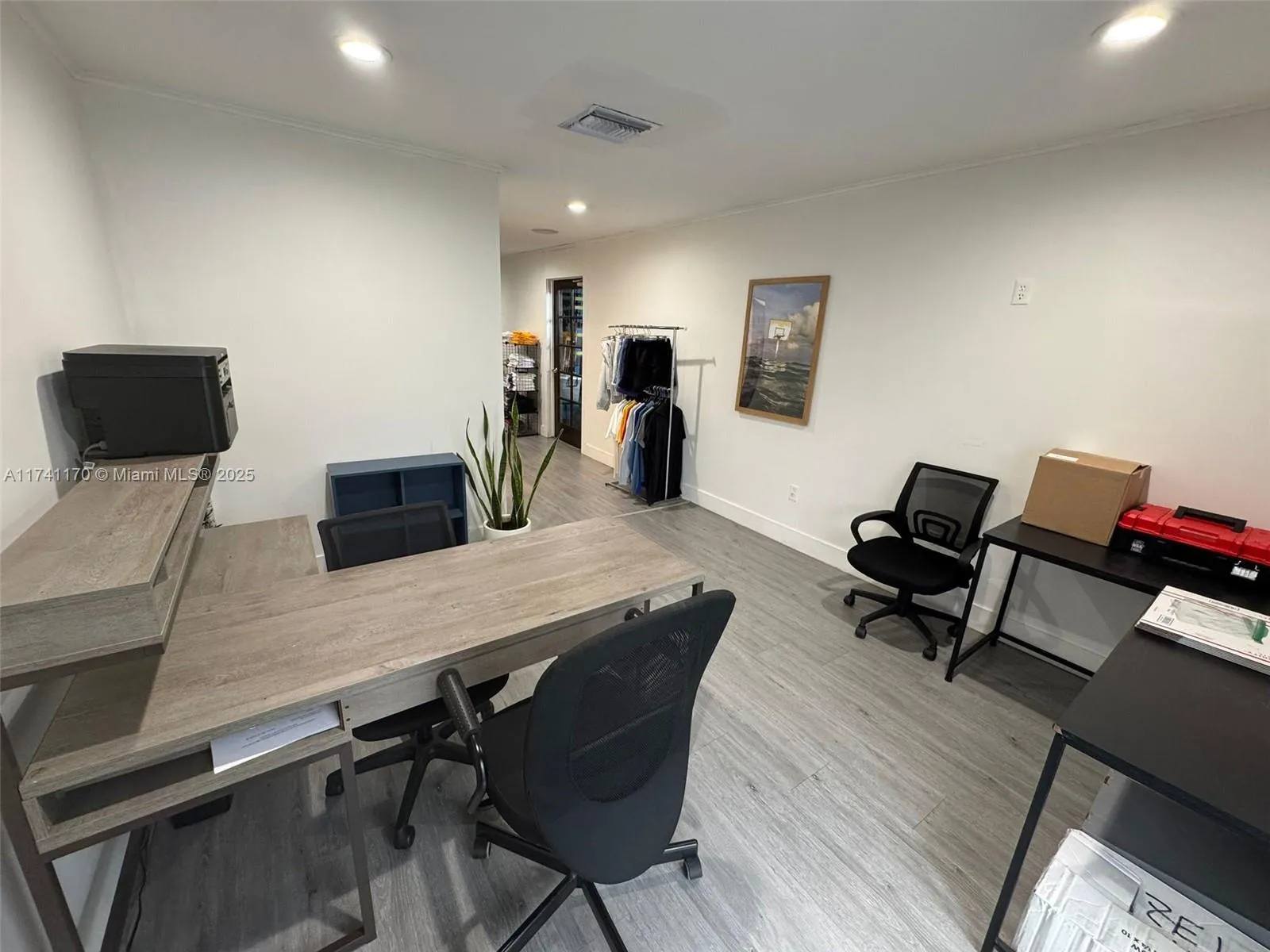 5522 NW 72nd Ave # 5522, Doral FL 33166