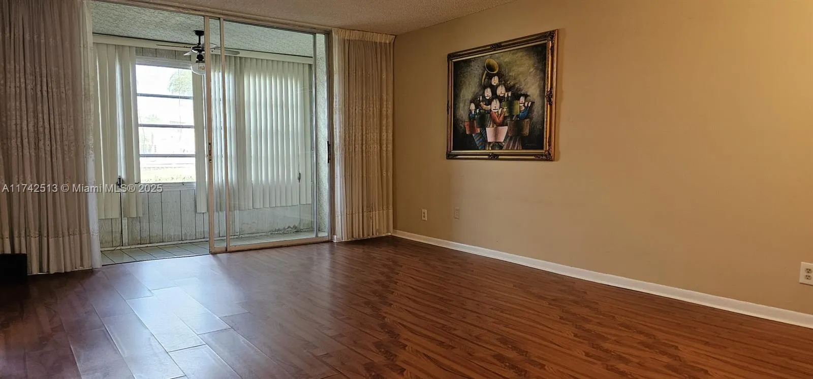 9380 Sunrise Lakes Blvd # 103, Sunrise FL 33322