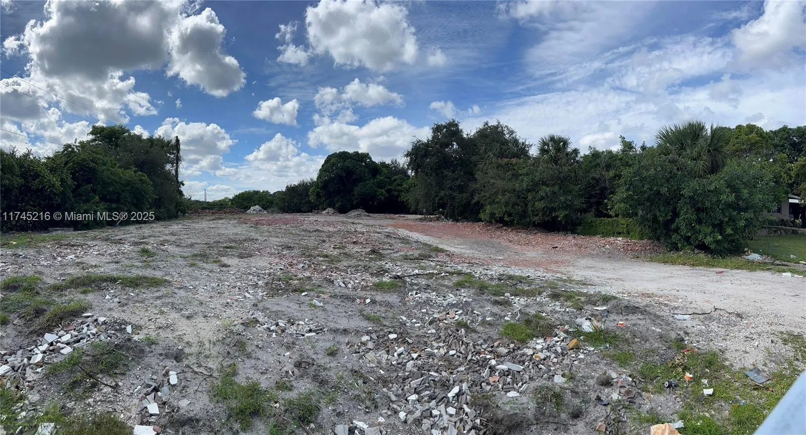 147 NW 31st Ave, Lauderhill FL 33311