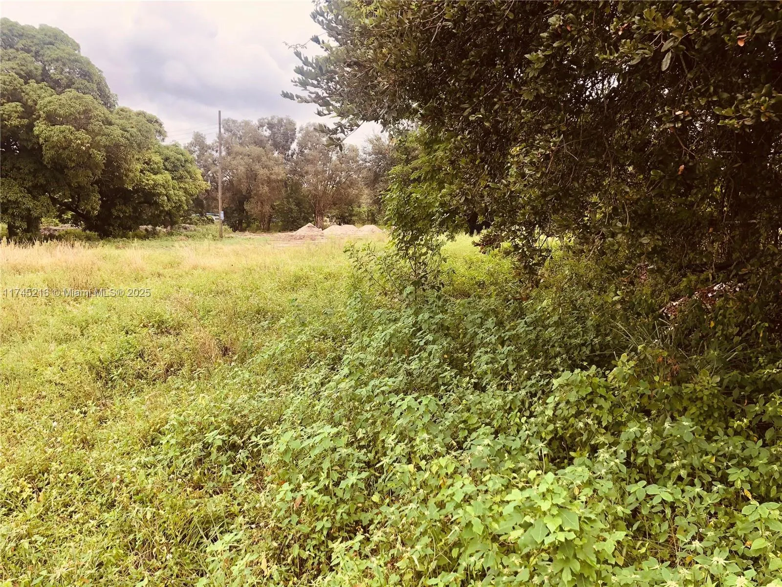 147 NW 31st Ave, Lauderhill FL 33311