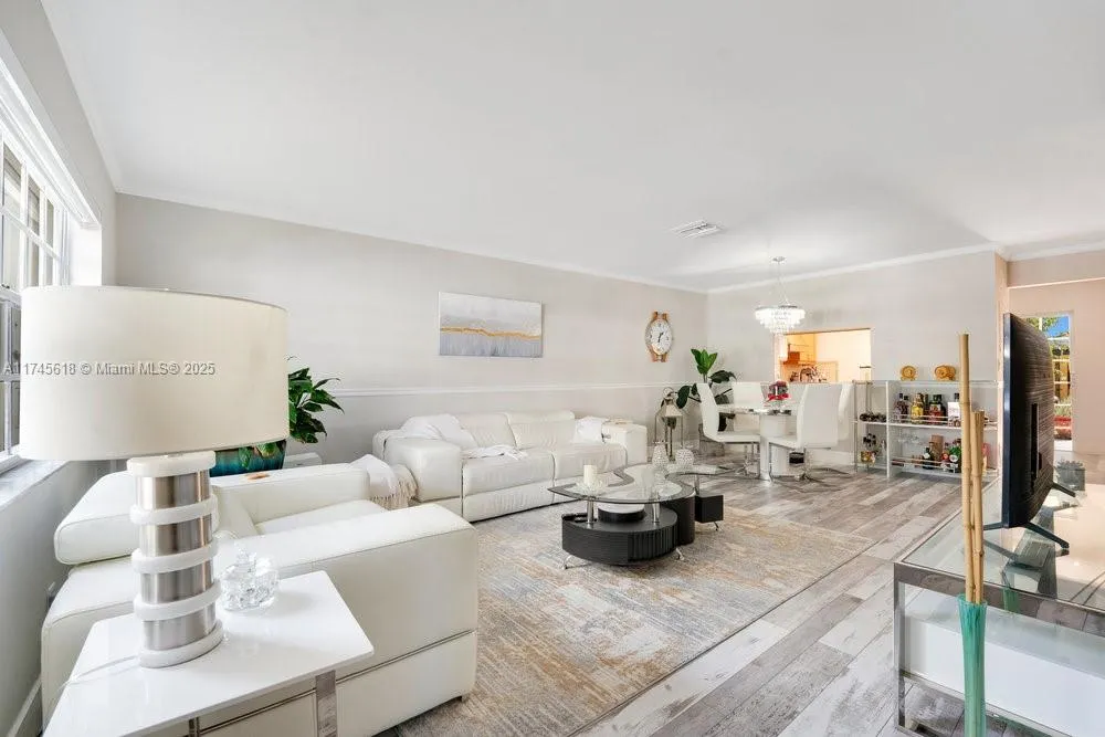 10708 NW 10th St # 1, Pembroke Pines FL 33026