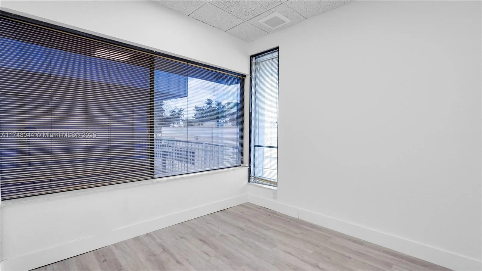 1900 N University Dr # 1, Pembroke Pines FL 33024