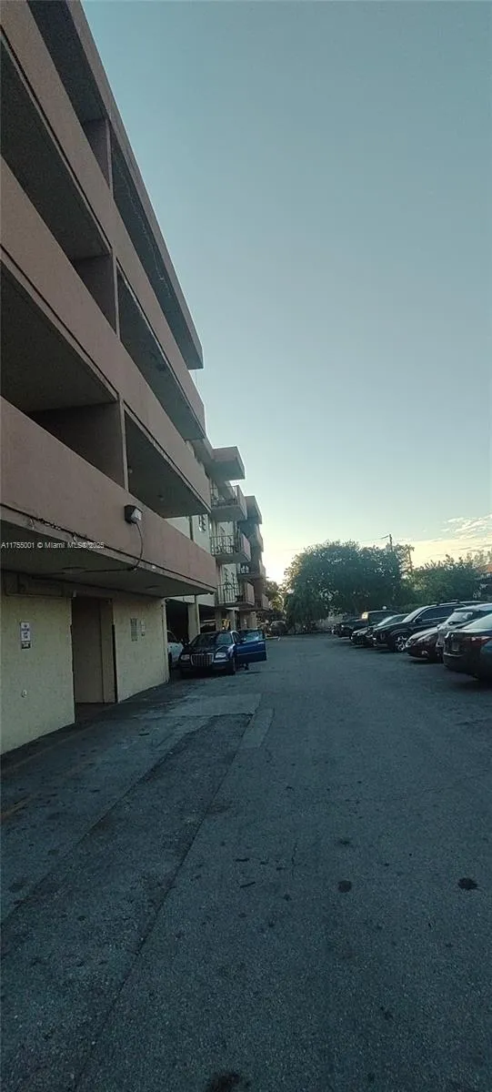 13390 NE 7th Ave # 302, North Miami FL 33161