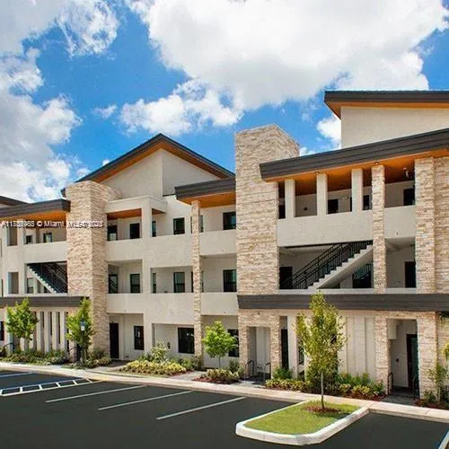 7825 NW 104th Ave # 32, Doral FL 33178