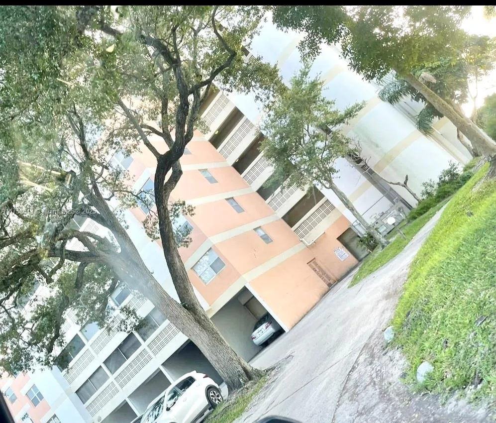 3301 Spanish Moss Ter # 510, Lauderhill FL 33319