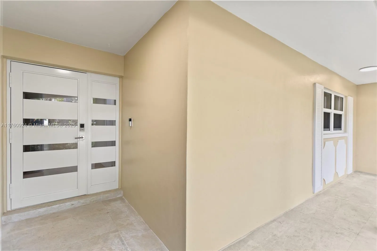 809 Cypress Blvd, Pompano Beach FL 33069