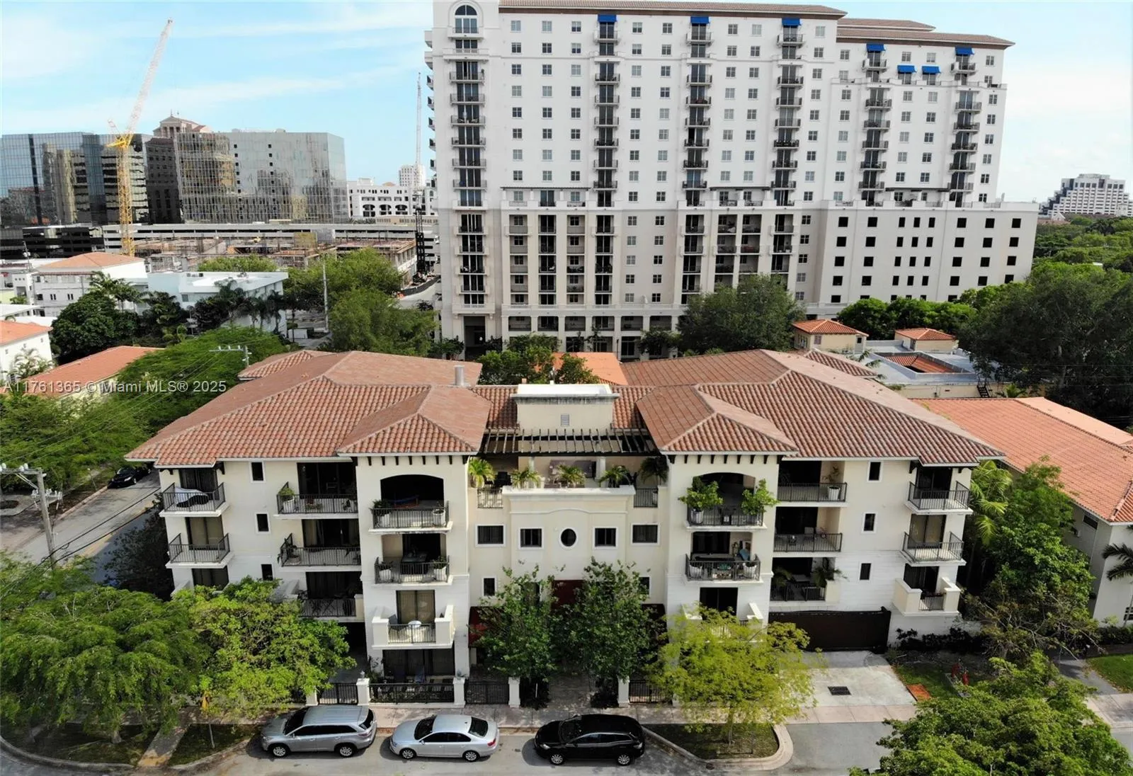 for sale at 300 Majorca Ave, Coral Gables FL 33134